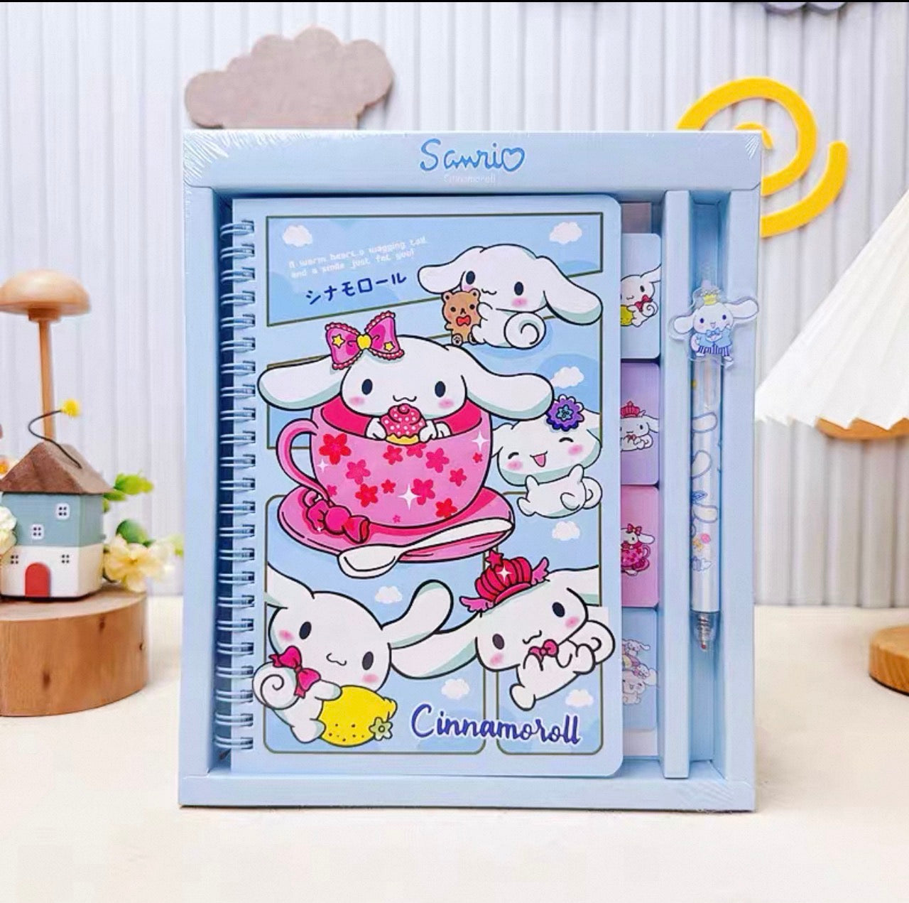 Sanrio Notebook Gift Set with Pen & Keychain - Hello Kitty, My Melody & Kuromi