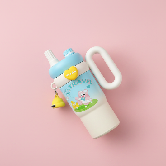 Kawaii Sky Blue puodelis – flat lay